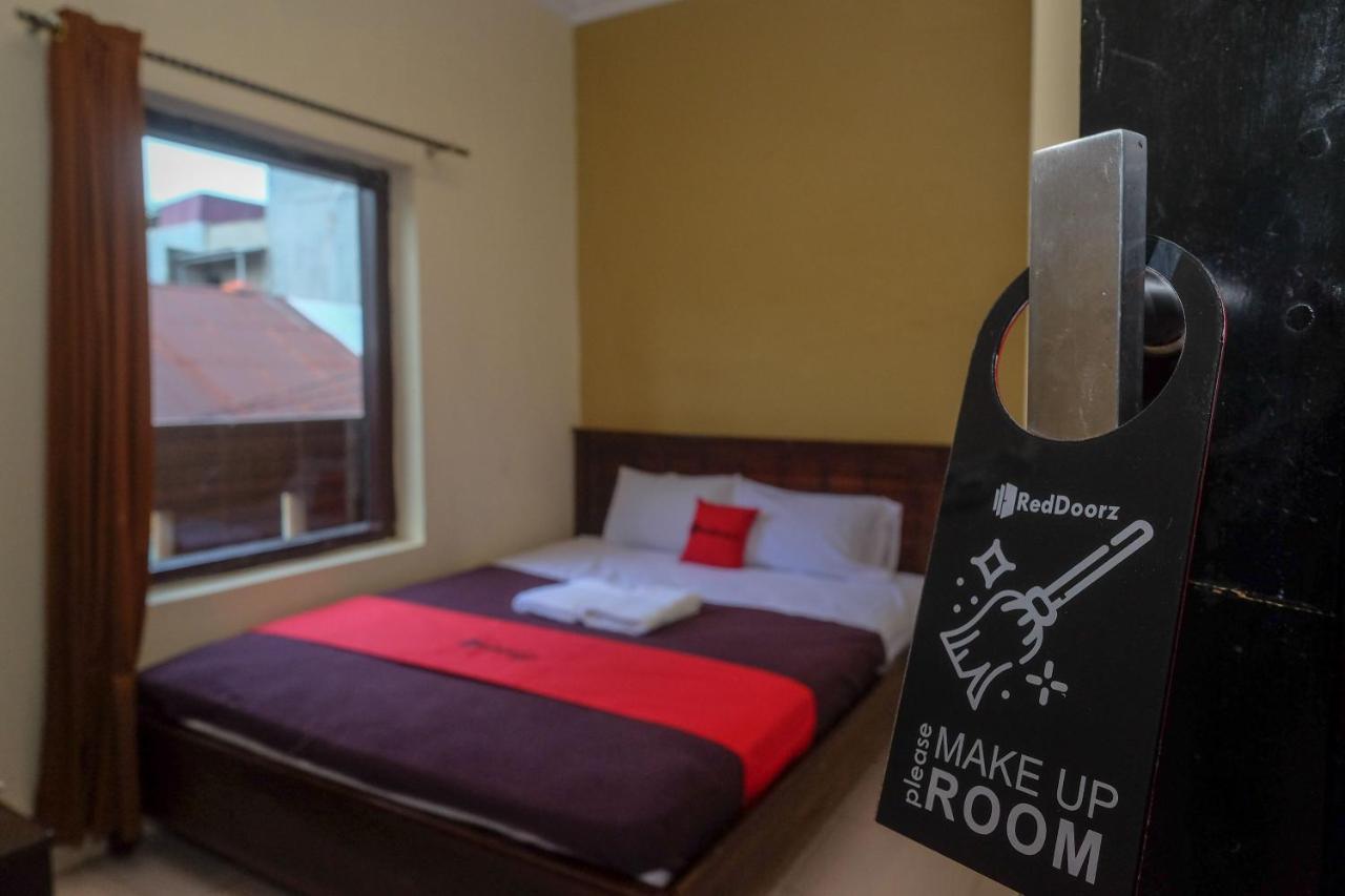 Reddoorz At Hotel Rich Parepare Near Pantai Mattirotasi Экстерьер фото