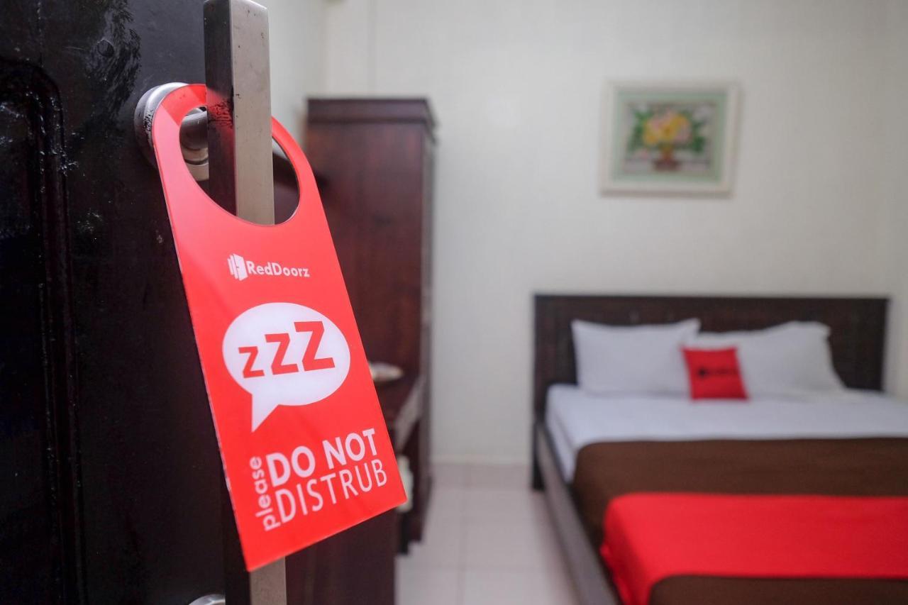 Reddoorz At Hotel Rich Parepare Near Pantai Mattirotasi Экстерьер фото