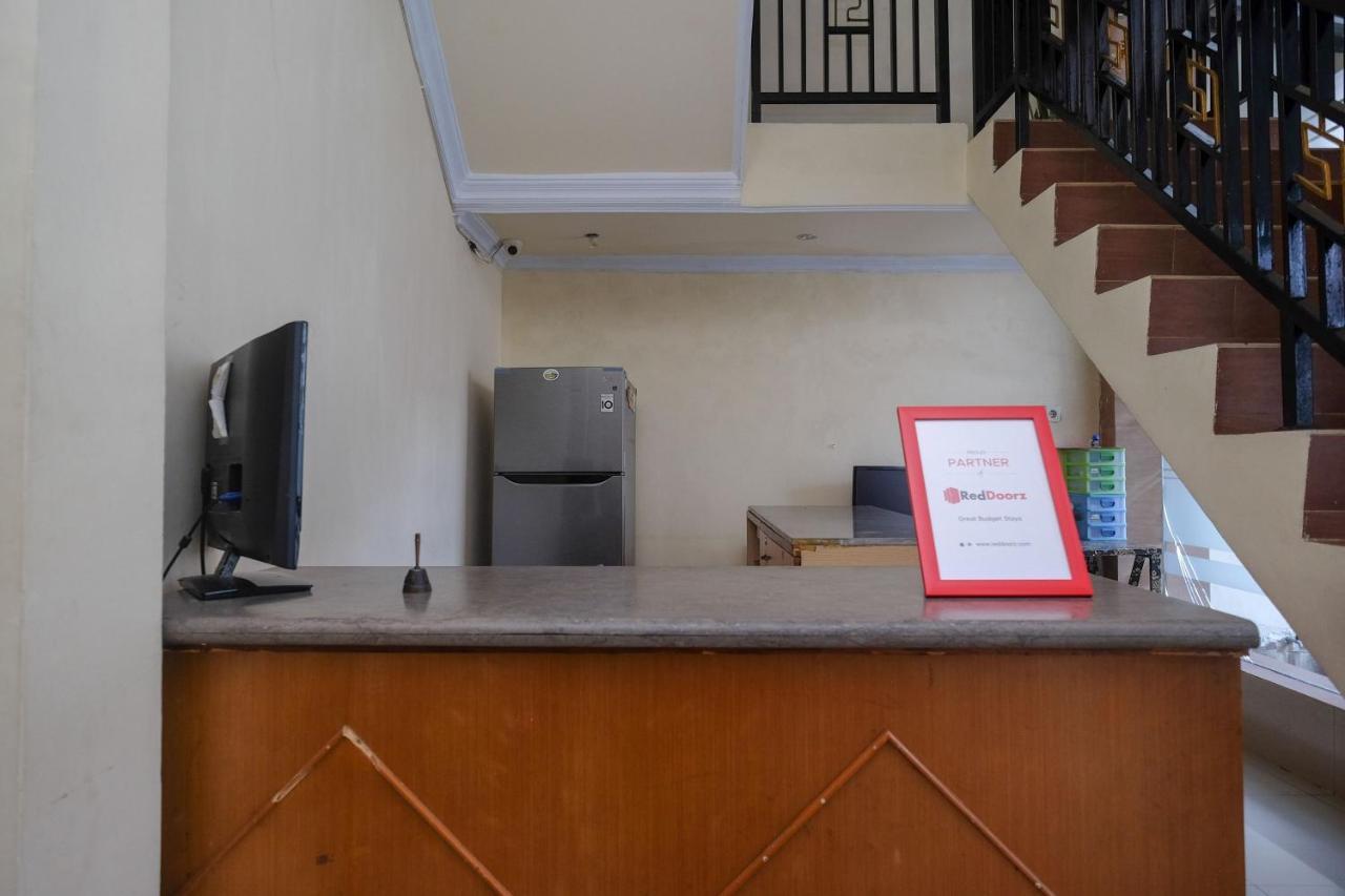 Reddoorz At Hotel Rich Parepare Near Pantai Mattirotasi Экстерьер фото